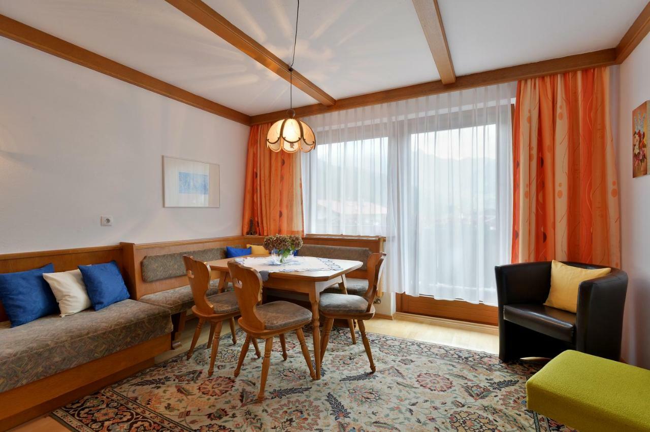 Haus Dejakom Mayrhofen Luaran gambar